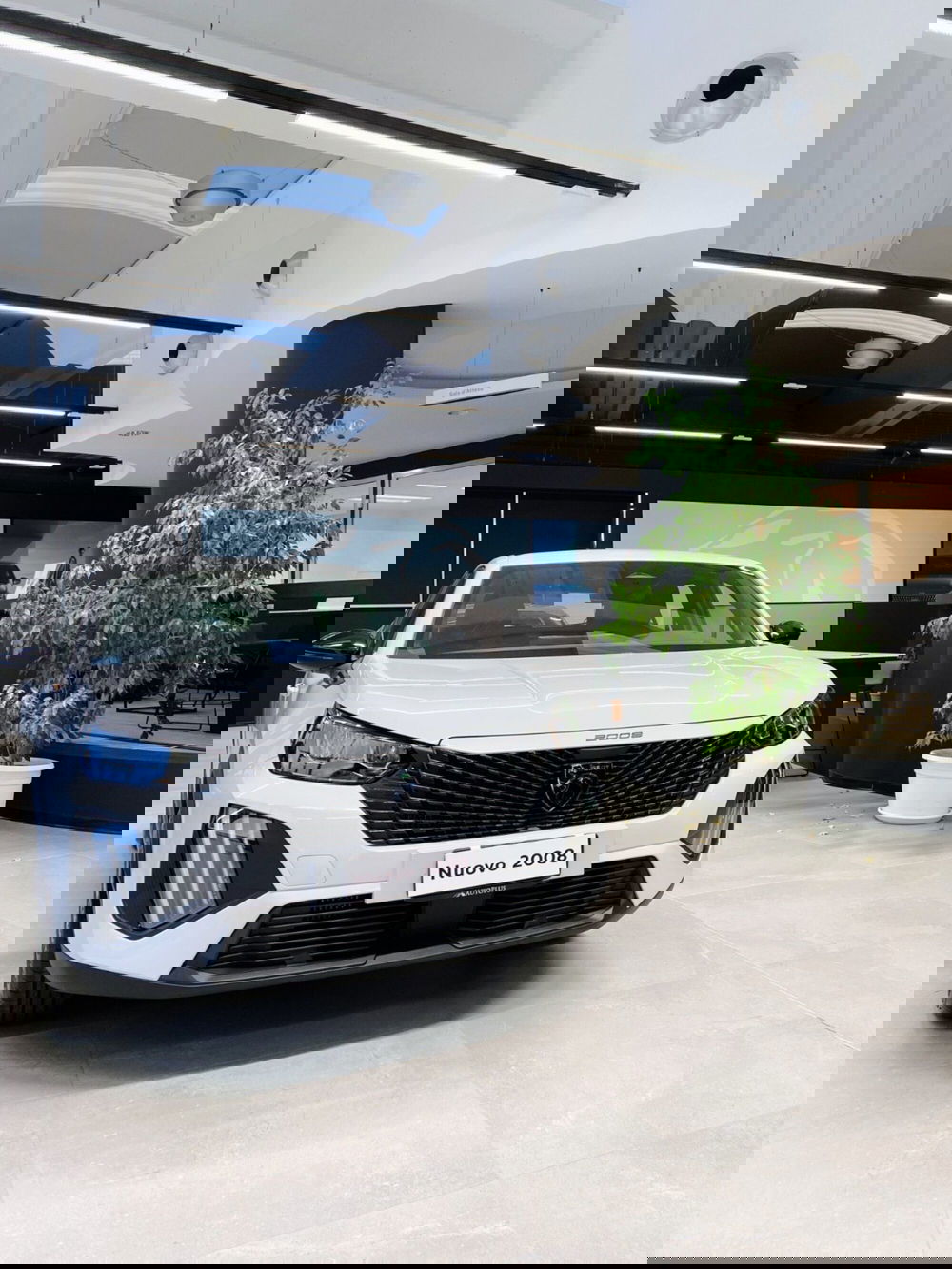 Peugeot 2008 nuova a Sassari (7)