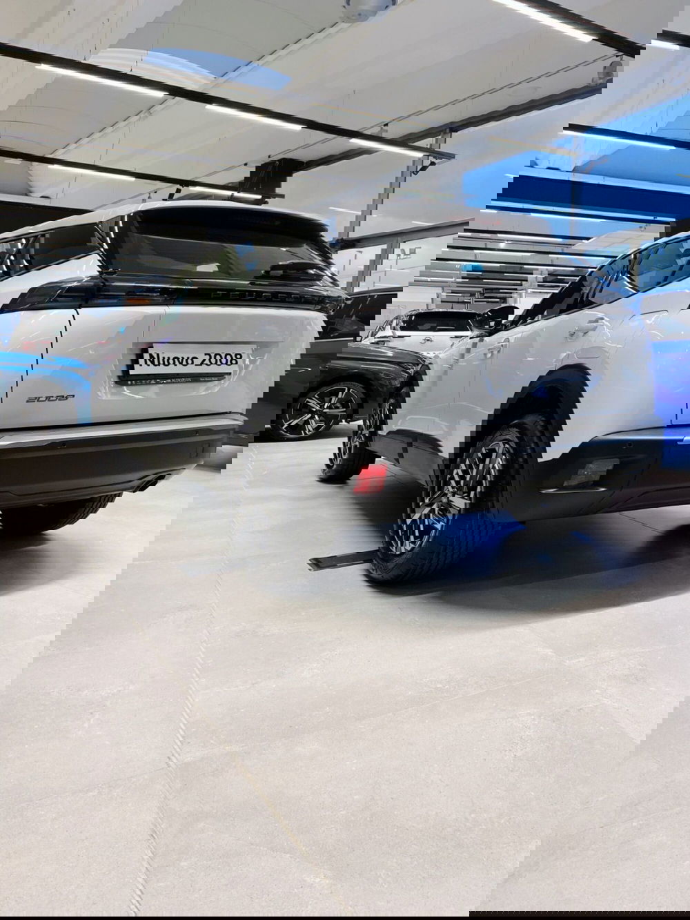 Peugeot 2008 nuova a Sassari (9)