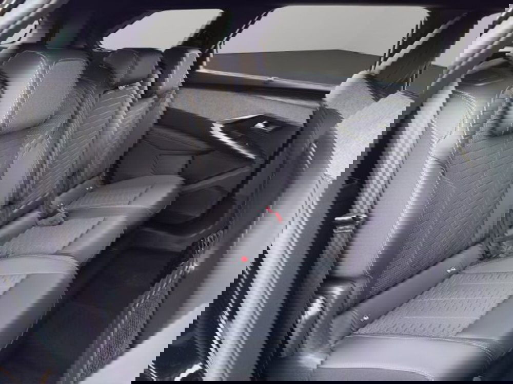 Peugeot 5008 nuova a Perugia (19)