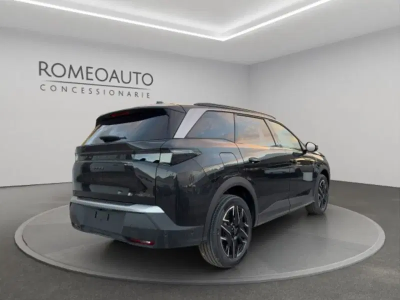 Peugeot 5008 nuova a Perugia (5)
