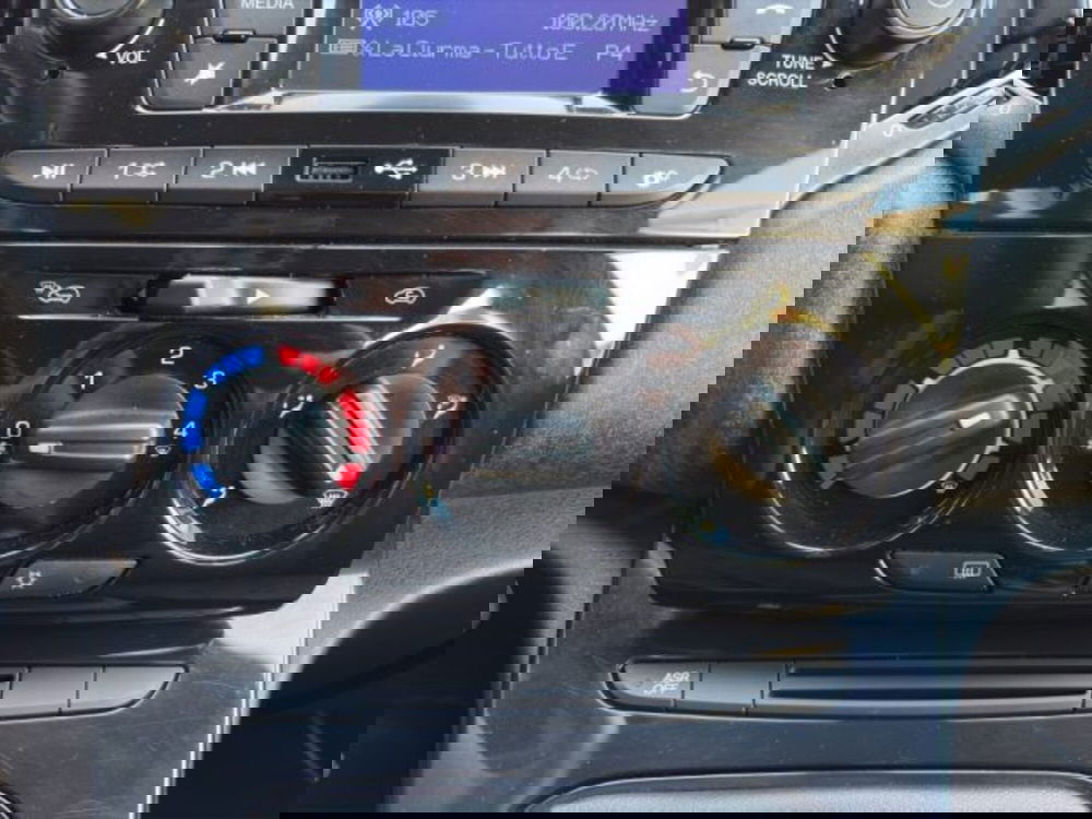 Lancia Ypsilon usata a Perugia (16)