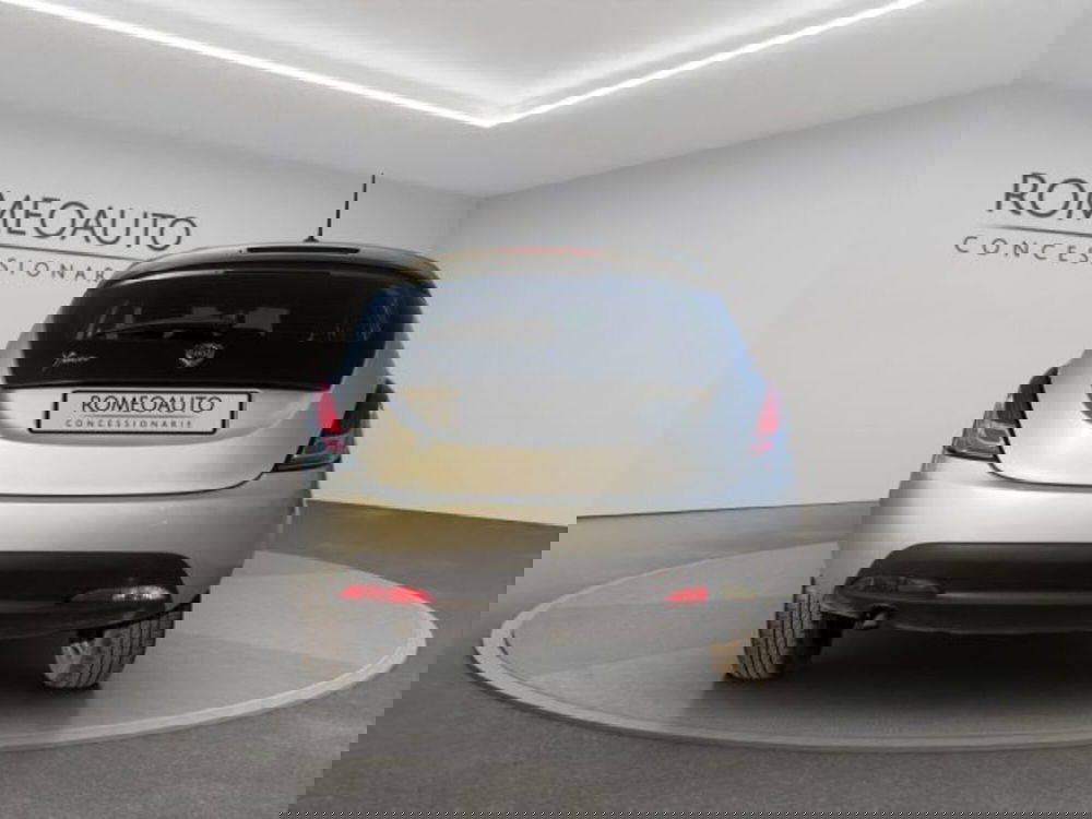 Lancia Ypsilon usata a Perugia (5)