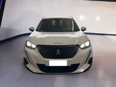Peugeot 2008 1.2 puretech Active s&amp;s 100cv del 2021 usata a Torino