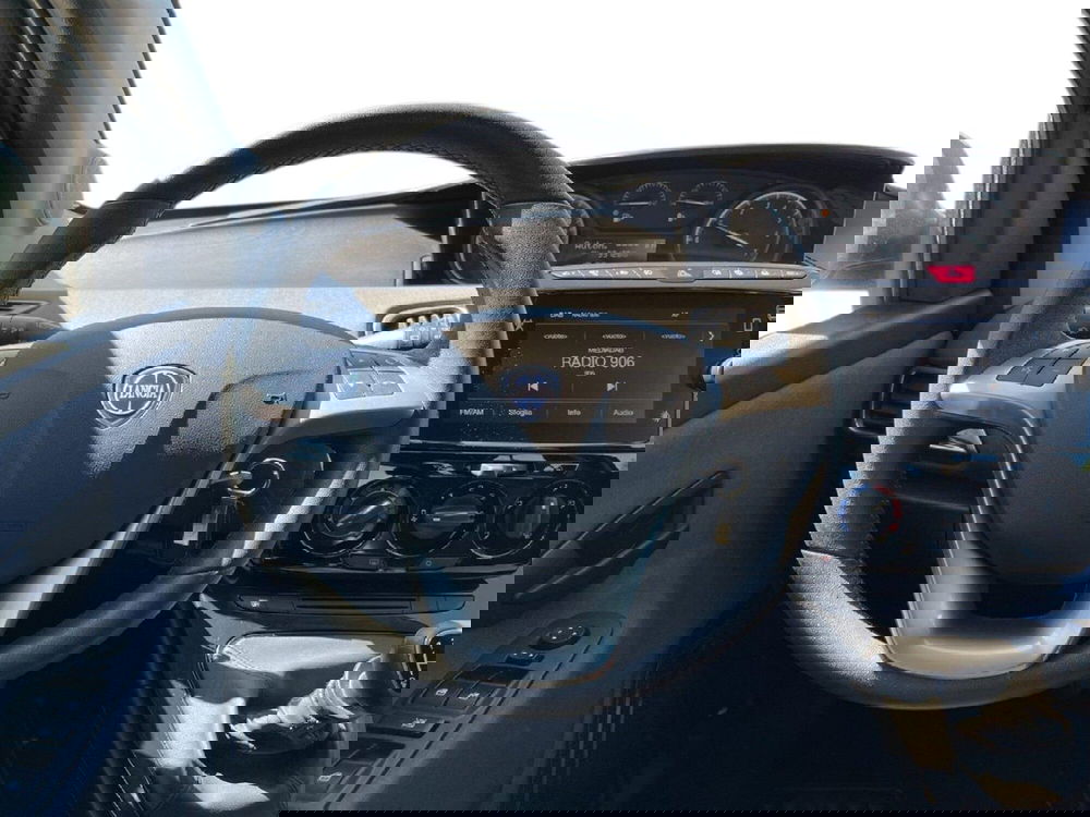 Lancia Ypsilon usata a Torino (12)