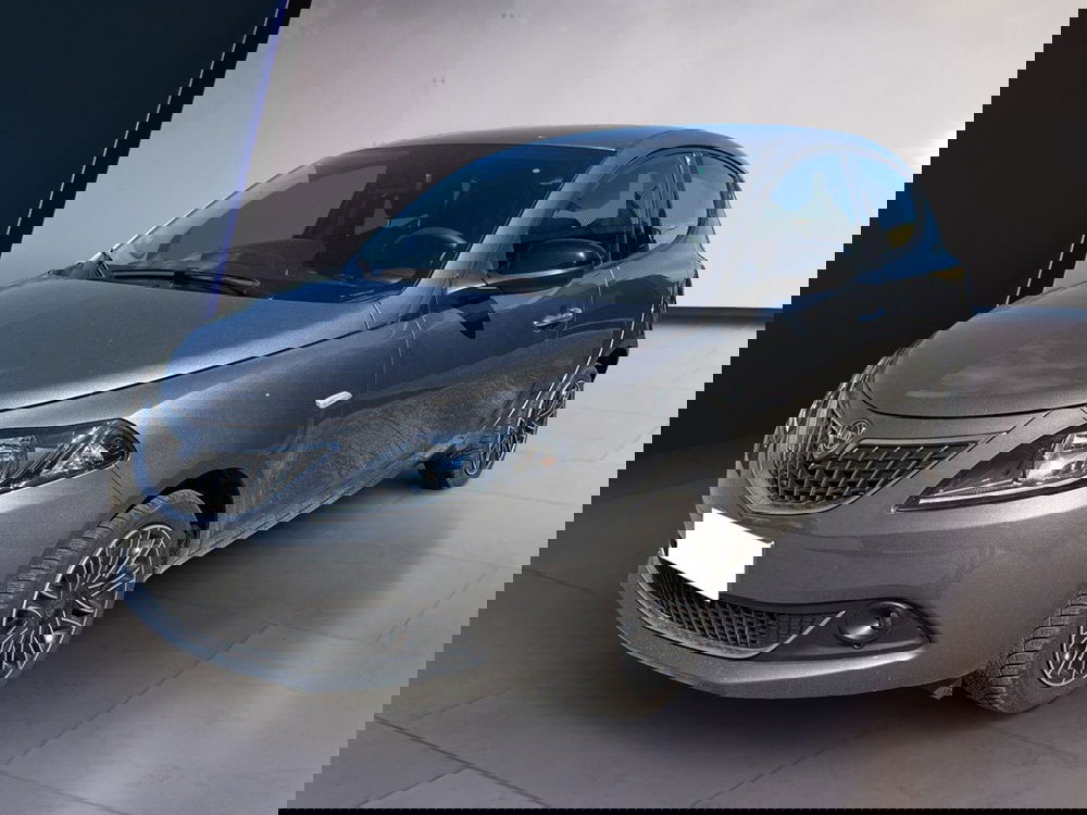 Lancia Ypsilon usata a Torino (2)