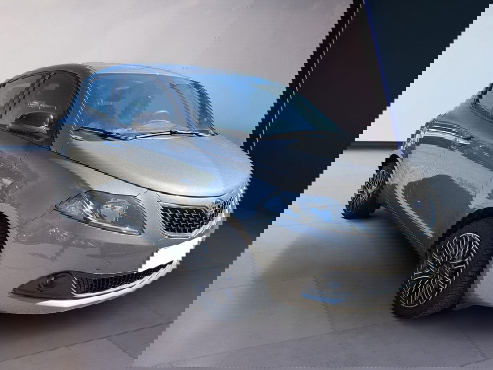 Lancia Ypsilon usata a Torino (3)