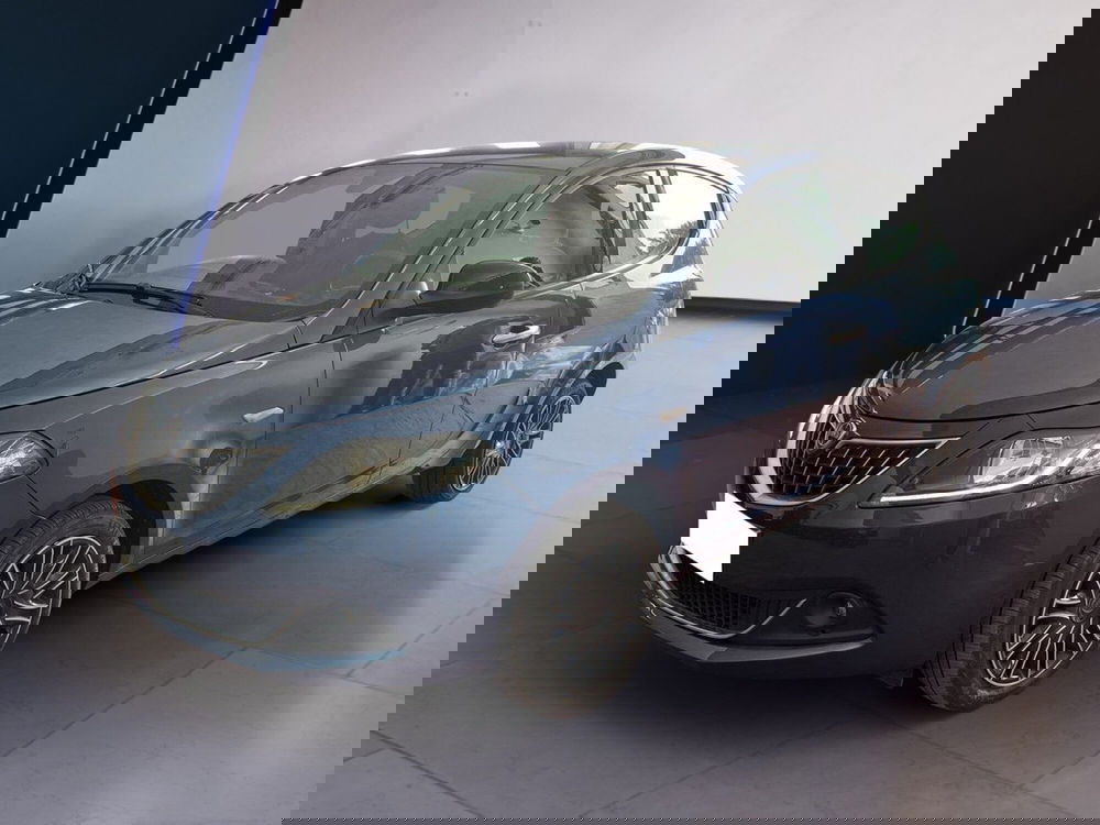 Lancia Ypsilon usata a Torino (2)