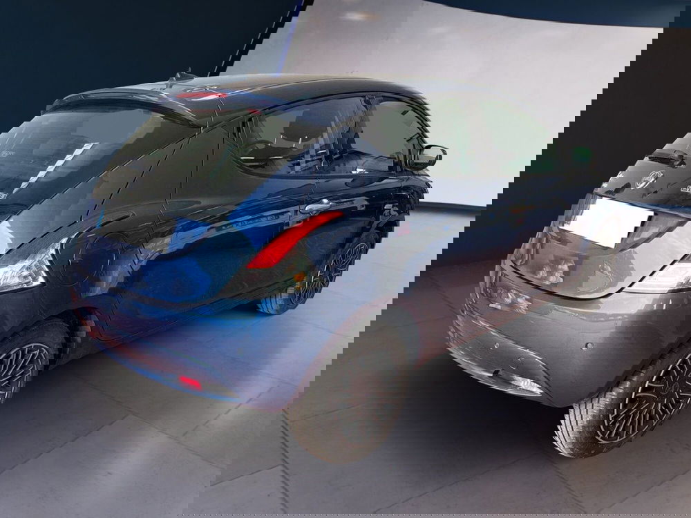 Lancia Ypsilon usata a Torino (4)