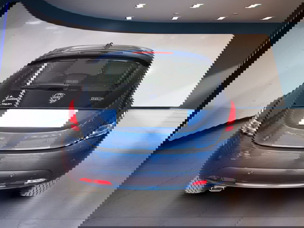 Lancia Ypsilon usata a Torino (6)