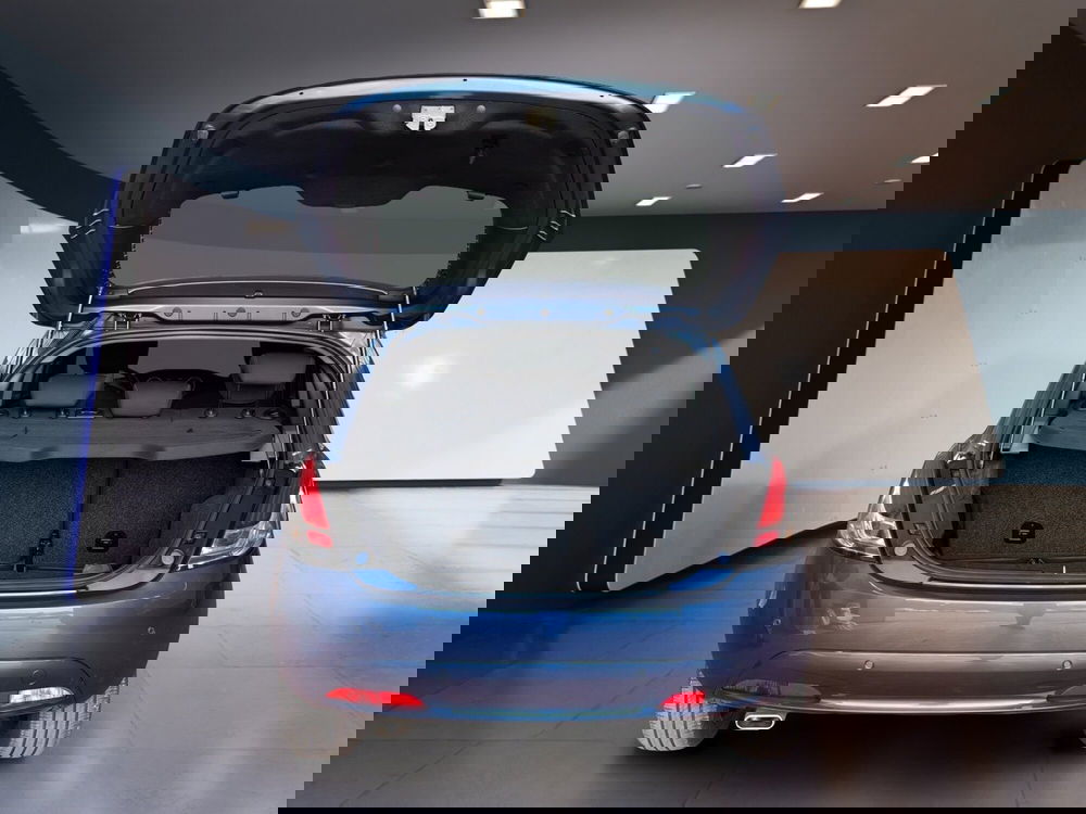 Lancia Ypsilon usata a Torino (7)