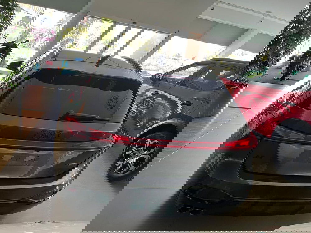 Audi A5 Avant nuova a Milano (10)