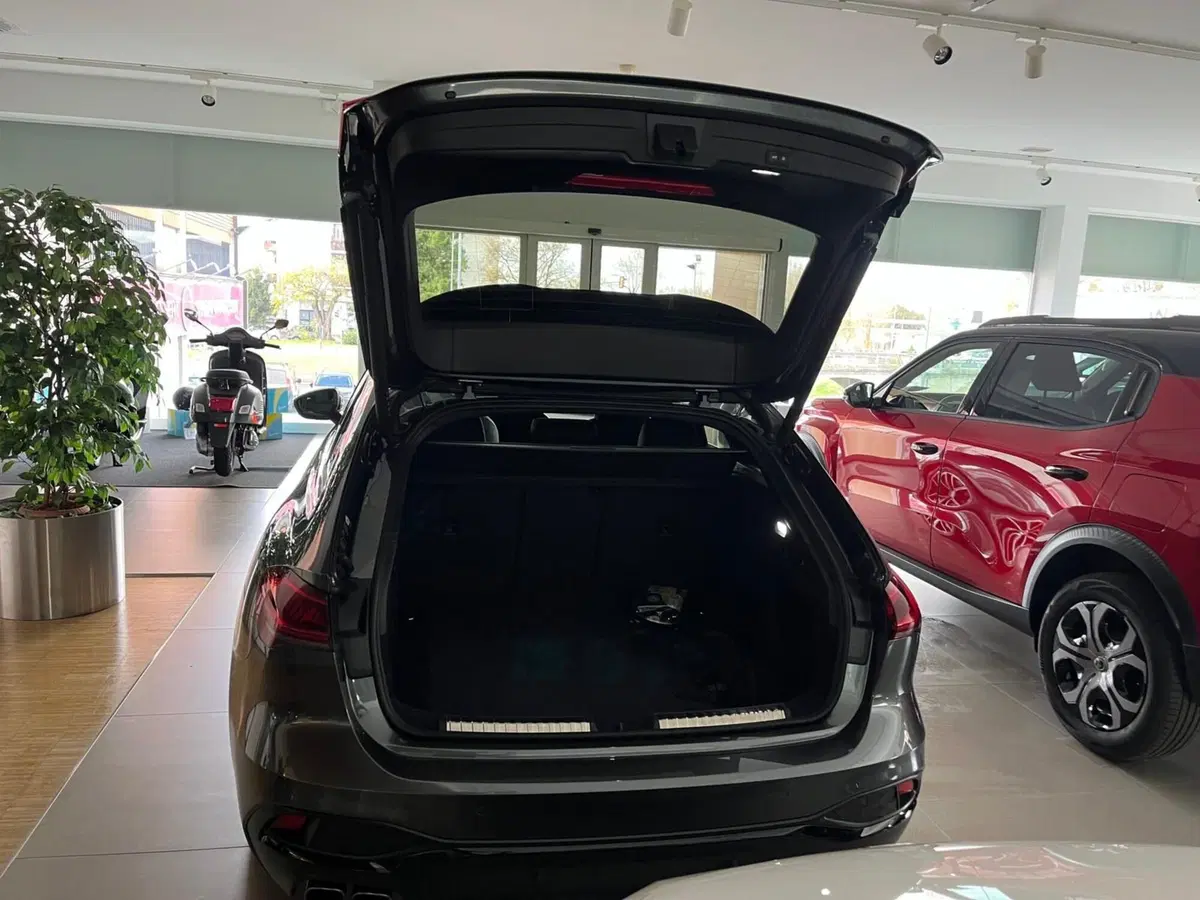 Audi A5 Avant nuova a Milano (11)