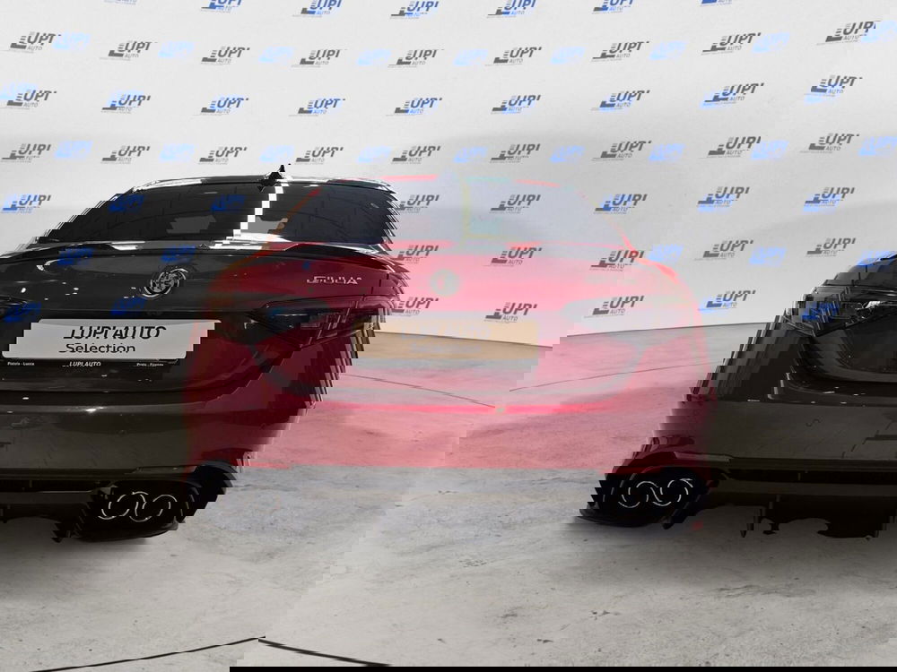 Alfa Romeo Giulia usata a Pistoia (6)