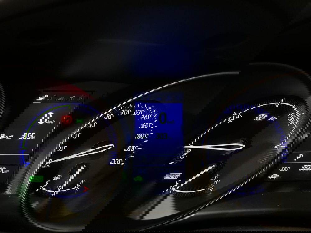 Toyota Toyota C-HR usata a Milano (11)