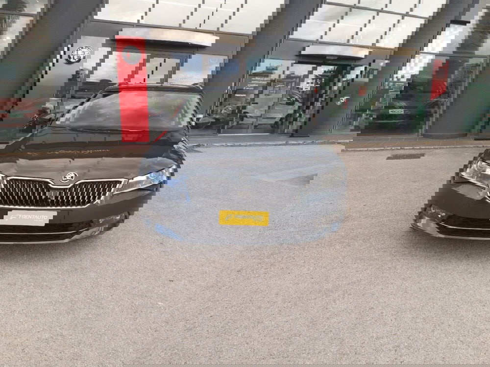 Skoda Superb Station Wagon usata a Chieti (5)