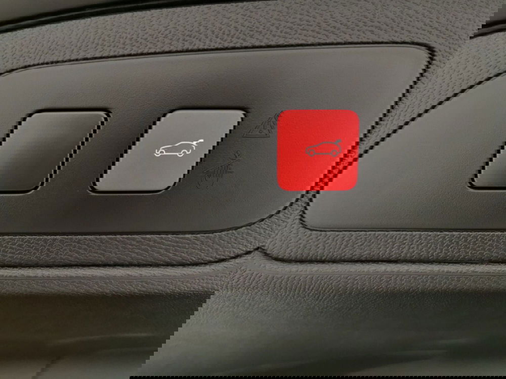 Ds DS 7 nuova a Chieti (19)