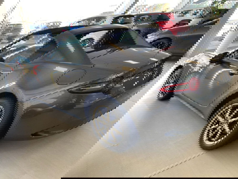 Mazda MX-5 nuova a Pavia (9)