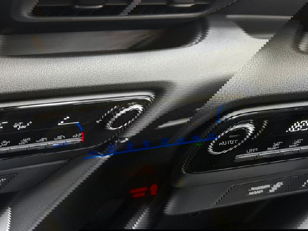 Mazda Mazda2 Hybrid usata a Como (16)