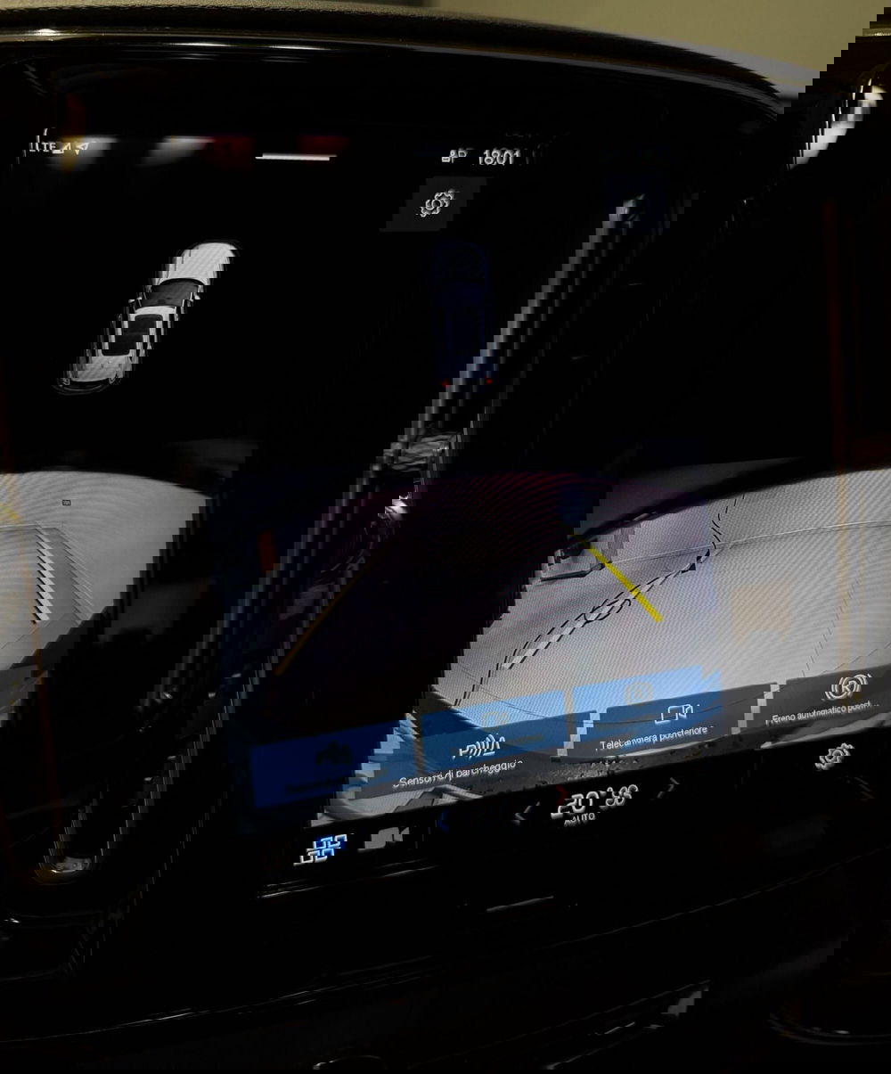 Volvo XC40 usata a Parma (9)