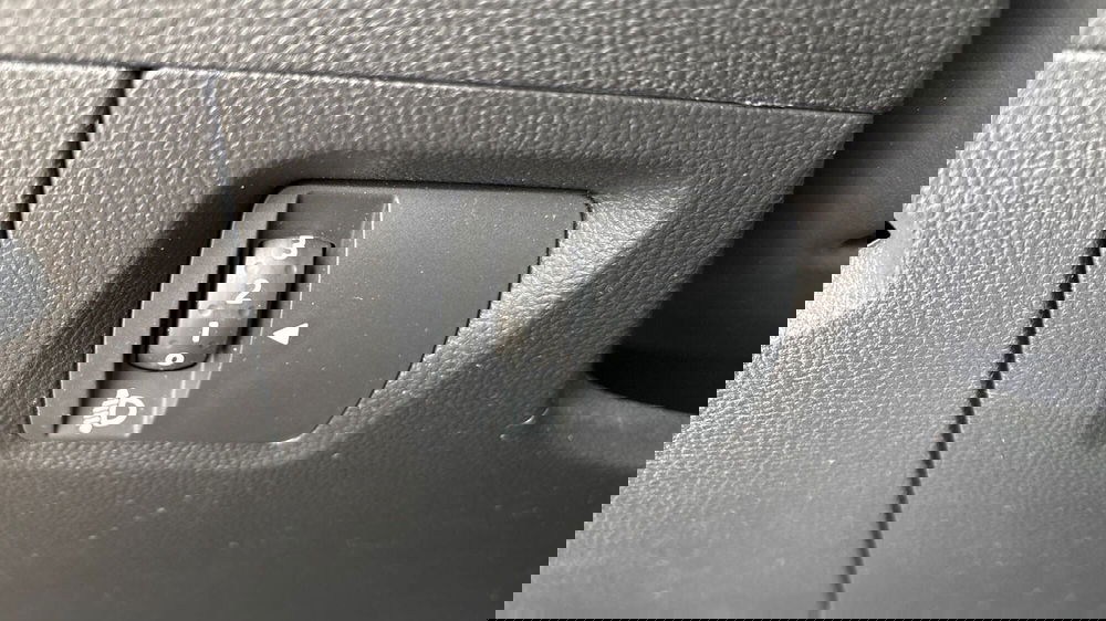 Dacia Jogger usata a Parma (18)