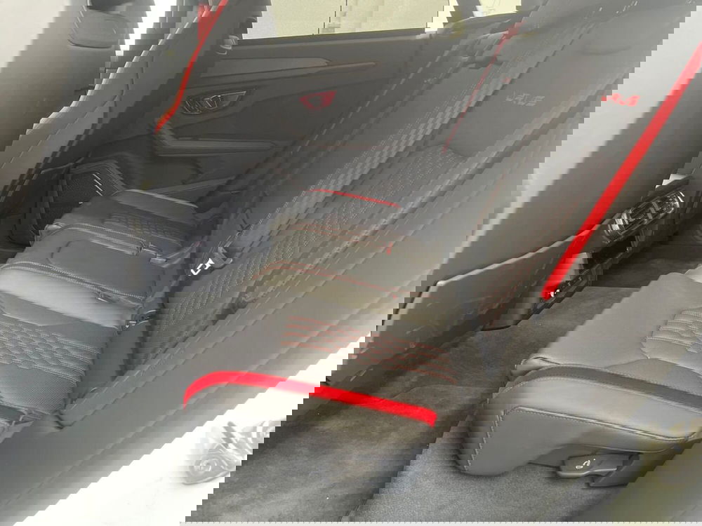 Lamborghini Urus nuova a Bari (13)