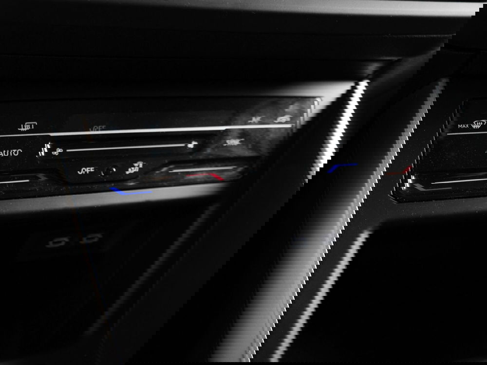 Volkswagen Polo nuova a Padova (13)