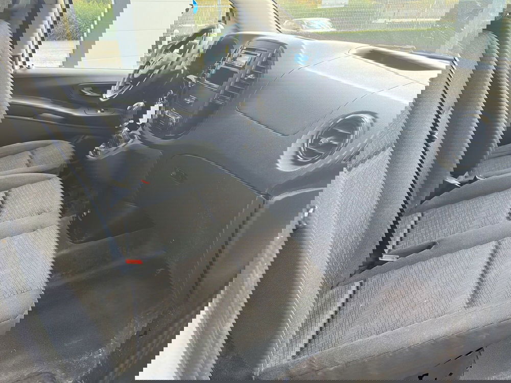 Mercedes-Benz Vito usata a Cosenza (15)