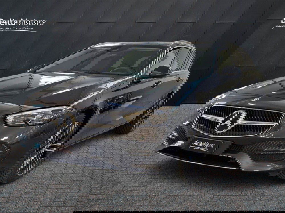 Mercedes-Benz Classe C Station Wagon nuova a Rimini