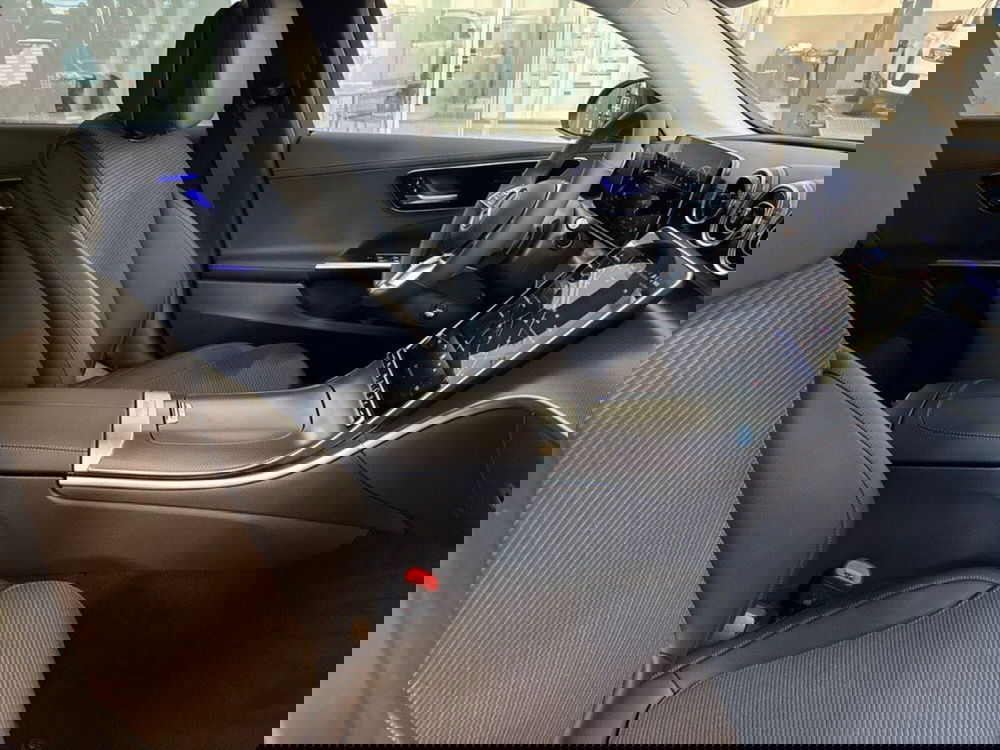 Mercedes-Benz Classe C Station Wagon nuova a Rimini (14)