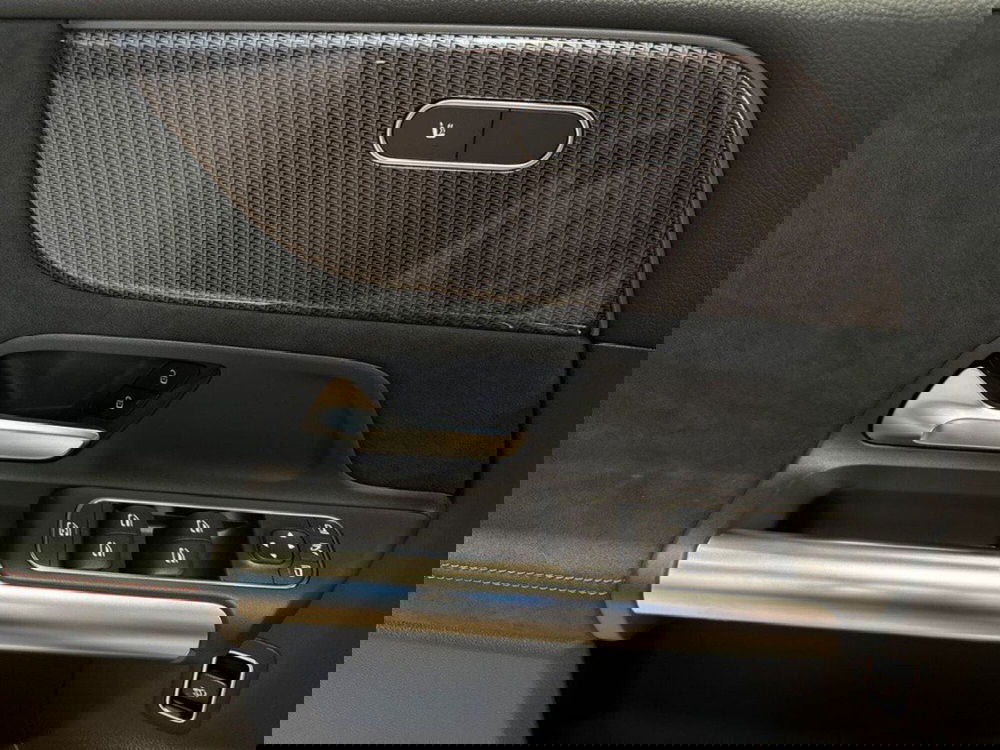 Mercedes-Benz Classe B nuova a Rimini (17)