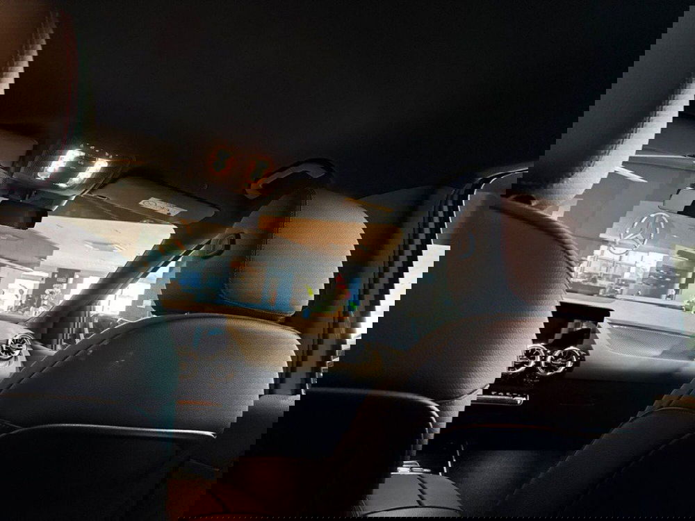 Mercedes-Benz Classe B nuova a Rimini (18)