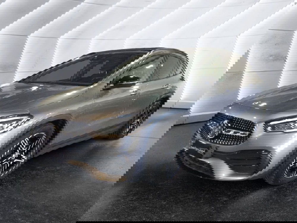 Mercedes-Benz GLA SUV usata a Caserta