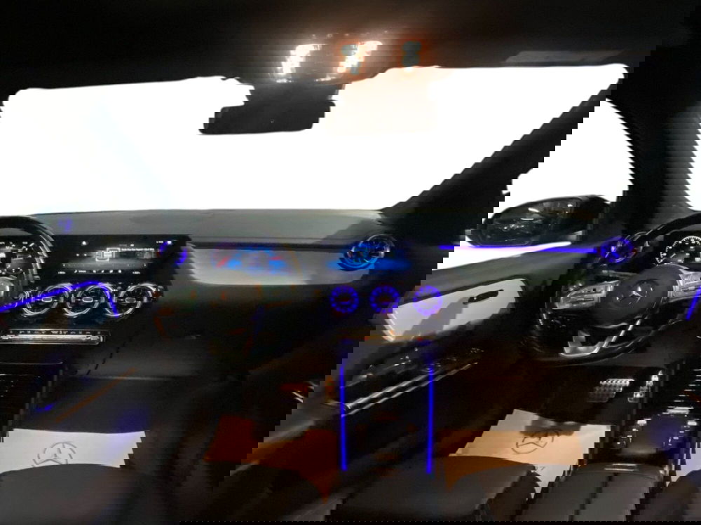 Mercedes-Benz GLA SUV usata a Napoli (12)