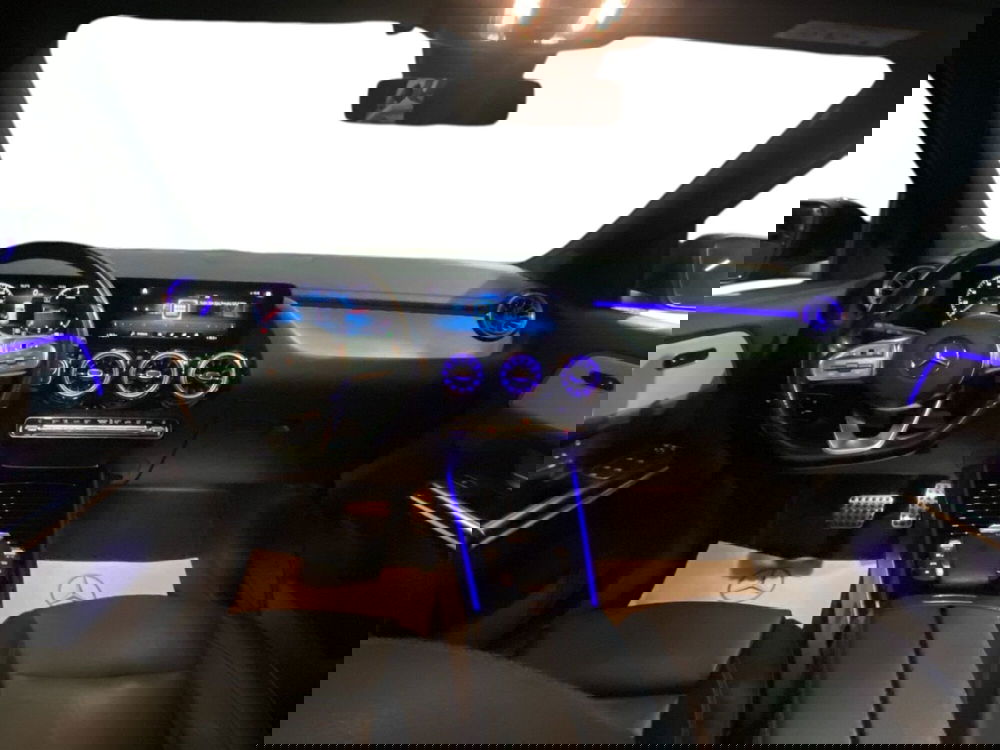 Mercedes-Benz GLA SUV usata a Napoli (13)