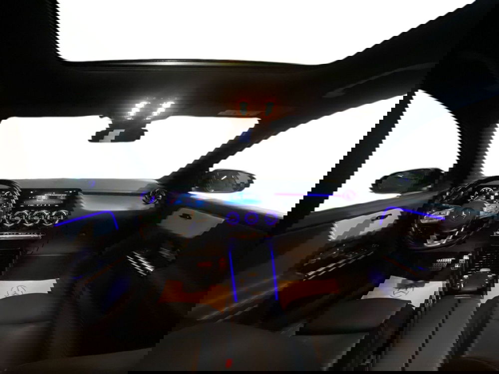 Mercedes-Benz GLA SUV usata a Napoli (14)