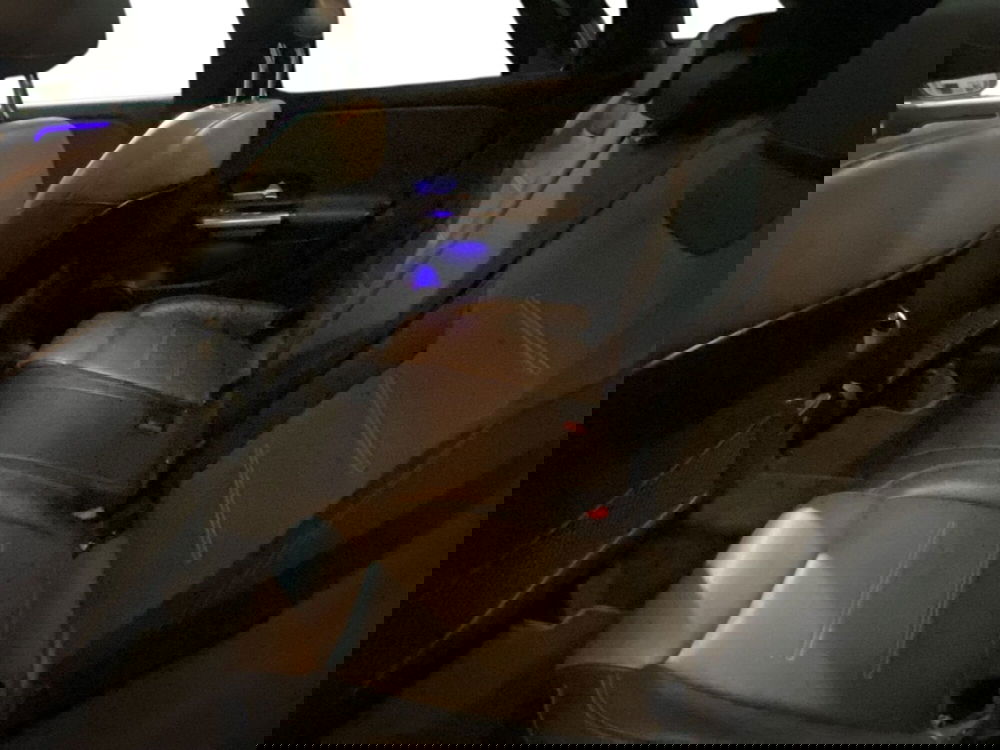 Mercedes-Benz GLA SUV usata a Napoli (15)