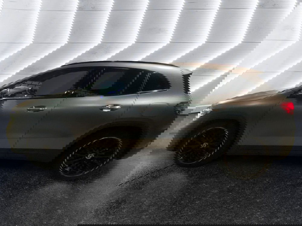 Mercedes-Benz GLA SUV usata a Napoli (6)