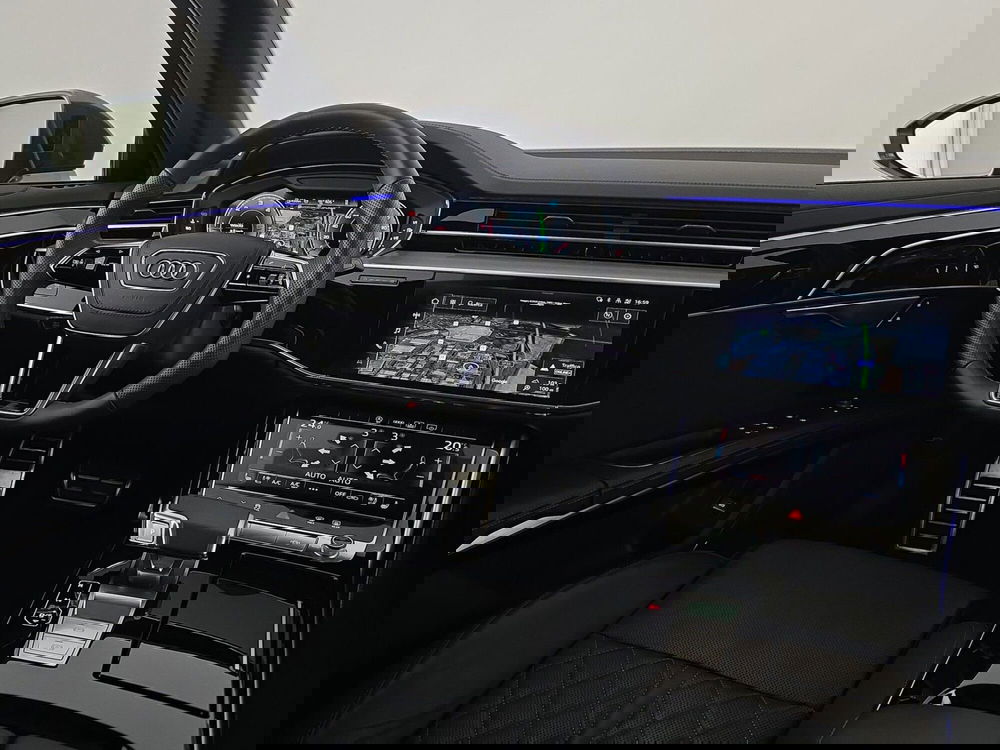 Audi A8 usata a Asti (11)