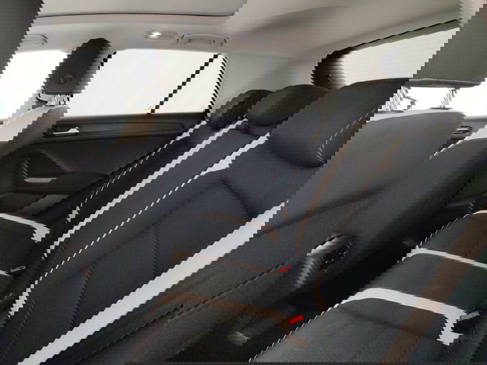 Volkswagen T-Roc usata a Massa-Carrara (10)