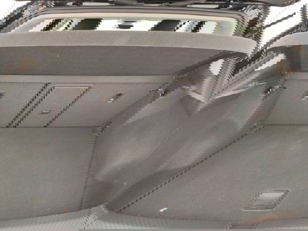 Volkswagen T-Roc usata a Massa-Carrara (11)