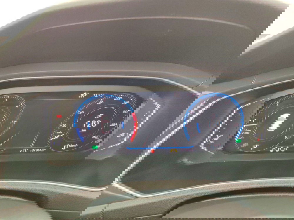 Volkswagen T-Roc usata a Massa-Carrara (16)