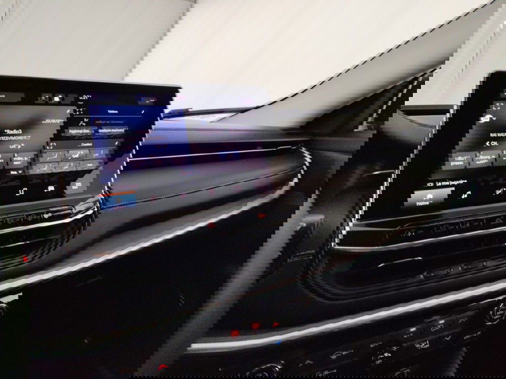 Jeep Compass usata a Massa-Carrara (13)