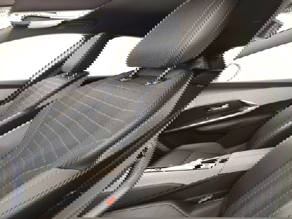 Peugeot 3008 usata a Massa-Carrara (9)