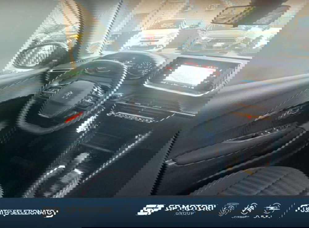 Peugeot 208 usata a Caserta (10)