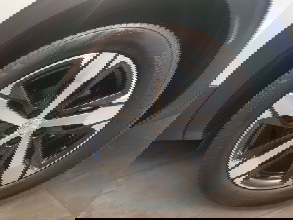 Peugeot 3008 usata a Taranto (7)