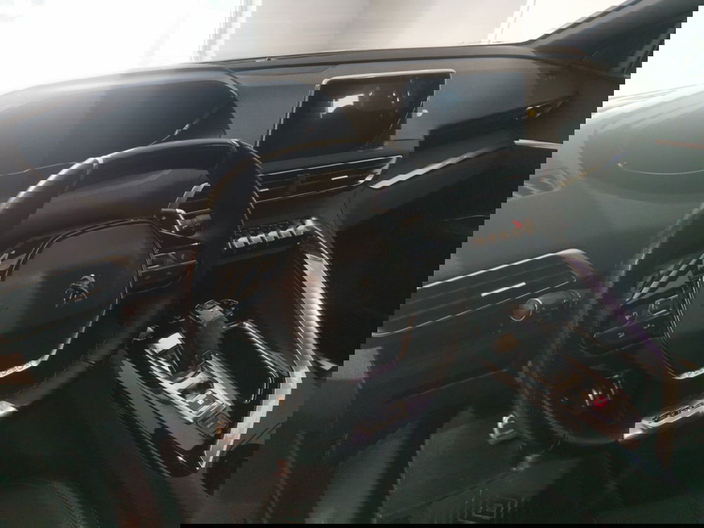 Peugeot 3008 usata a Taranto (8)