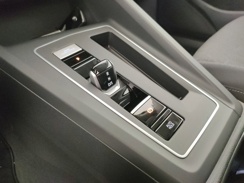 Volkswagen Golf Variant usata a Napoli (16)