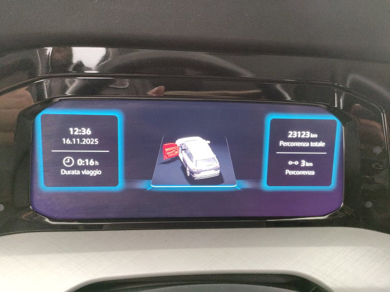 Volkswagen Golf Variant usata a Napoli (18)