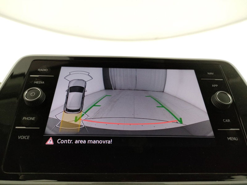 Volkswagen T-Roc usata a Napoli (17)