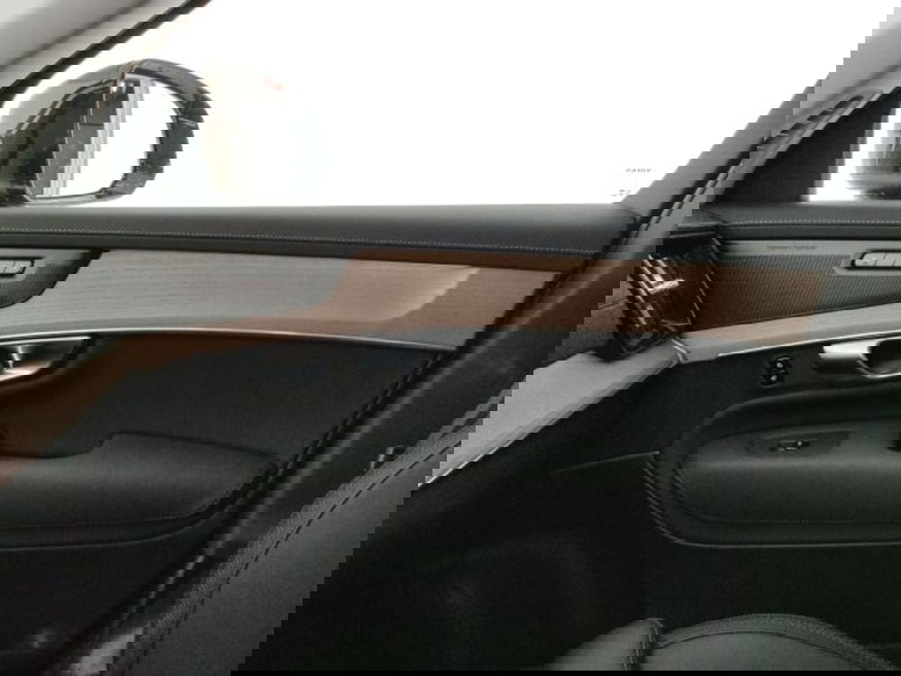 Volvo XC90 usata a Modena (18)